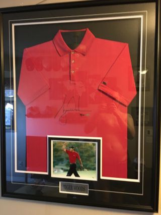 Rare Tiger Woods Signed Autographed Iconic Sunday Red Polo Ud 98/100
