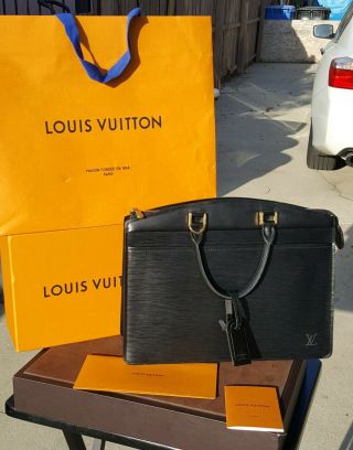 Vintage Louis Vuitton Black Patent Epi Brass Buckle Hand Bag W/shoulder Strap