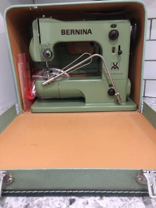 Rare Green Vintage Bernina 125 Portable Sewing Machine and Accessories 2