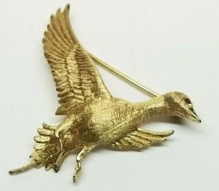 Vintage 14k Gold Bird Duck Goose In Flight Brooch W/ Ruby Eye 4.  85g Not Scrap