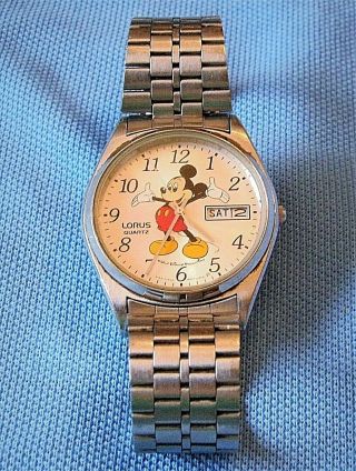 VINTAGE Walt Disney Productions Mickey Mouse Watch 2