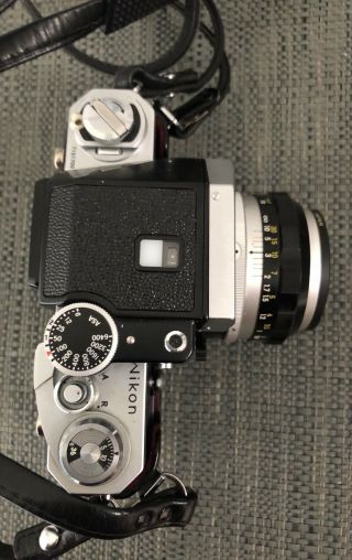 Vintage Nikon F 35mm Film Camera With Nikkor Lens 2