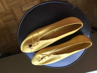 Joan And David Vintage Leather Flats Size 10b Old Stock Made In Italy