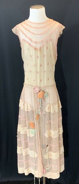 Antique Vintage 1920 Flapper Dress With Accent Flowers Great For Pattern