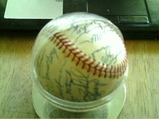 Vintage Authentic Early 1980s Philadelphia Phillies Autographed Ball.  Sandberg Et