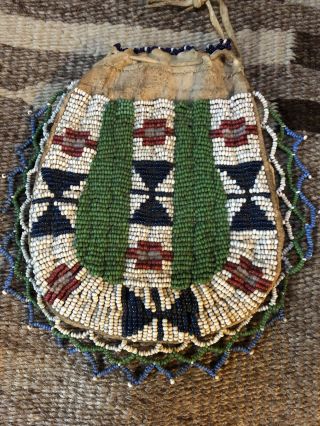 antique native american beaded Pouch 2