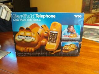 Vintage 1980’s Tyco Garfield Telephone Eyes Open & Close