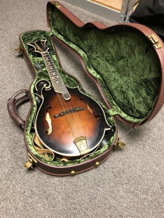 Washburn M118SWK Vintage F - Style Mandolin with Case,  Distressed Matte Finish 10