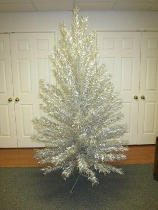 Vintage 135 Branch 7.  5 Ft.  Silver Glow Aluminum Christmas Tree 1960 