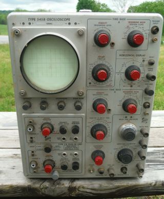 Vintage Tektronix Type 545B Oscilloscope 2