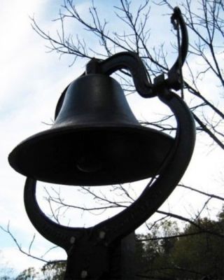 Large Cast Iron Dinner Bell Farm Church School Antique Vintage Style Warming