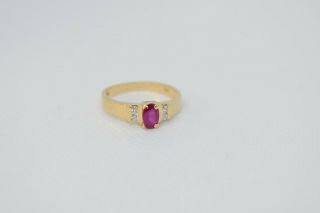 Vintage 14k solid yellow gold ruby diamond ring - Size 6.  5 3