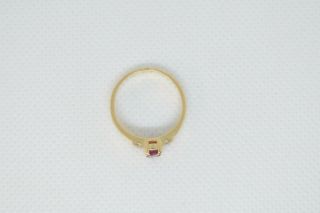 Vintage 14k solid yellow gold ruby diamond ring - Size 6.  5 4