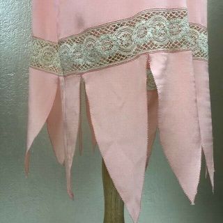 Antique VTG 1930s Ladies Pink Sheer Silk Dress Lace with Flowers Gown Costume 8