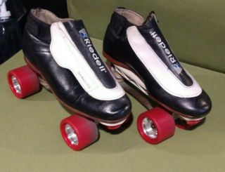 Vintage Riedell 395 Skates Black Size 9.  0 Mens Sure Grip Powerplus Wheels