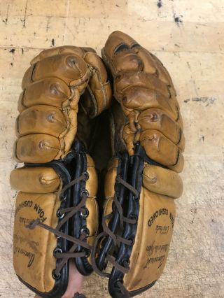 VINTAGE COOPER Canada LEATHER ICE HOCKEY GLOVES Armourist Armourclad 8