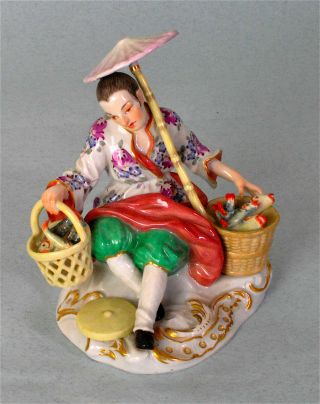 MEISSEN RARE FIGURINE CHINESE FISH SELLER WITH PARASOL NO:3652 3