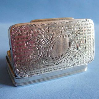 Antique Sterling SILVER Ornate Engraving Flower Hinged Snuff Pill Box 2