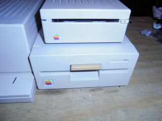 VINTAGE APPLE IIGS COMPUTER with 2 apple disk drive 3.  5 and 5.  25 parts 3