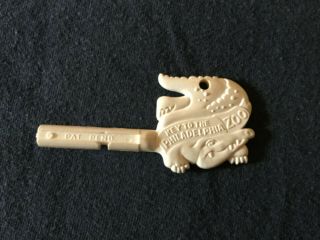 Vintage Philadelphia Zoo Key - White Alligator (Comcast Limited Edition) 4