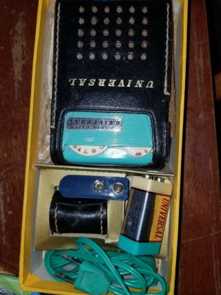 Vintage Universal 6 Transistor Radio Green Nos Nib Rare