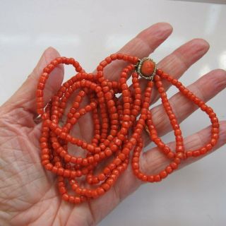 Lovely Georgian Three Strand Natural Red Coral Necklace 9ct Clasp