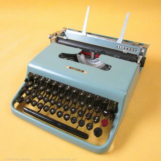1955 Olivetti Lettera 22 Vintage Typewriter - Serviced,  Ribbon 5