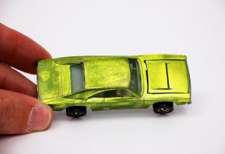 Vintage Hot Wheels Redline 1969 Custom Dodge Charger Lime Green (2) 5