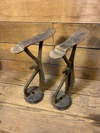 Vintage Cast Iron Pair Shoe Shine Stand Cobbler Shoeshine Foot Rest Stool Old