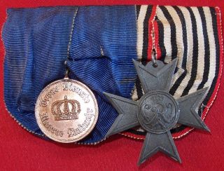 Vintage Ww1 German 2 Place Medal Bar With War Helpers Cross