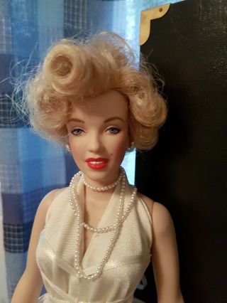 Franklin Marilyn Monroe Vinyl Doll With Extra Gowns & Trunk