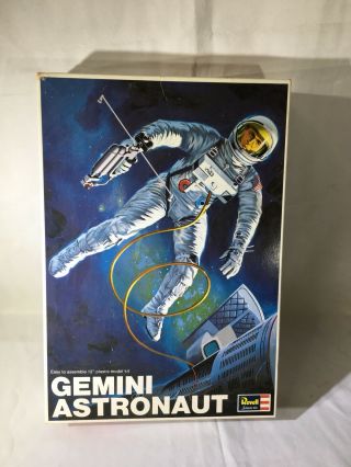 Vintage 1967 Revell Gemini Astronaut 12” Model Kit H - 1837 Unbuilt 52 Years Old