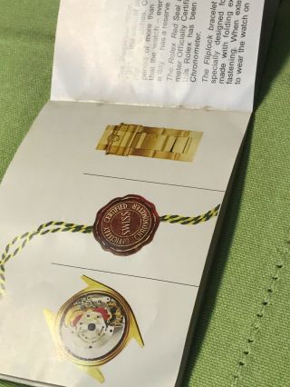 Vintage Rolex Submariner booklet 376 - 35 - 31 (1976) English Version. 9