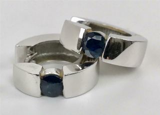 Vintage Mid Century Modernist 14k White Gold Sapphire Small Hoop Huggie Earrings