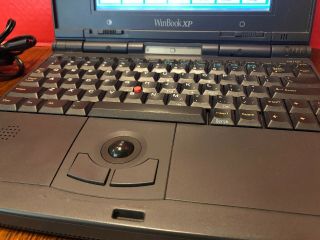 Vintage WinBook XP Laptop Computer model ANL - 4D75 Powers Up. 5