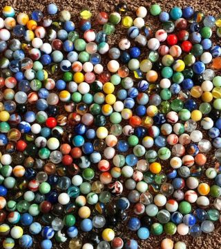 373 Vintage Estate GLASS MARBLES Old Toy Agate? Akro? Swirl Rare 6
