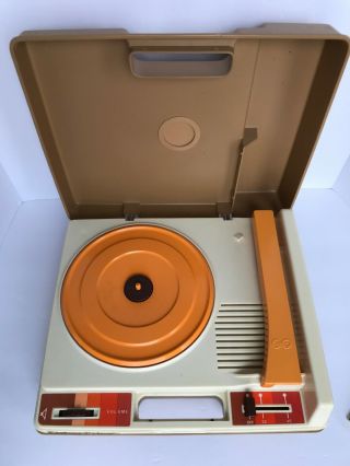 Vintage 1978 Fisher Price Record Player Turntable 825 33 45 RPM with Records 2