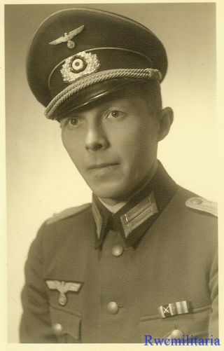 Port.  Photo: Studio Close Up Pic Wehrmacht Leutnant Posed