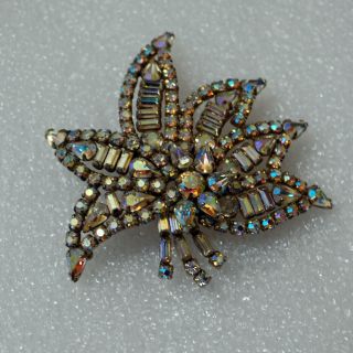 Vintage Sherman Brooch Signed 8511 2