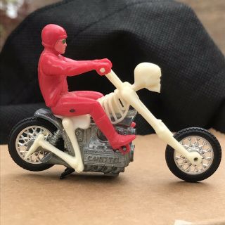 Vintage Hot Wheels Rrrumblers Bone Shaker Motorcycle Pink Rider Complete Redline