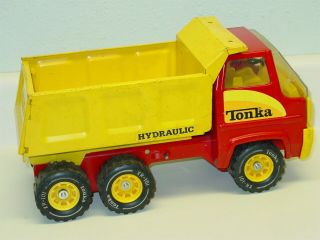 Vintage Tonka Cab Over Dump Truck,  Pressed Steel Toy,  Hydraulic 2