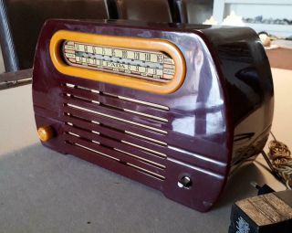 Rare Fada Model 659 Vintage Catalin Bakelite Tube Radio Temble