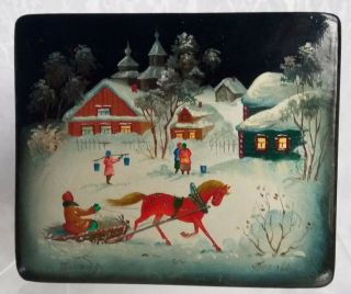 Vintage Russian Lacquer Box Palekh Handpainted Russian Winter Scene Fedoskino 76
