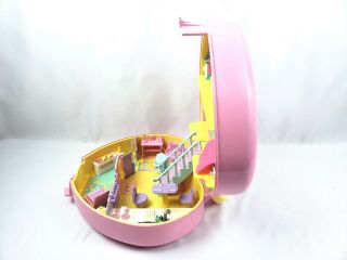 1992 Vintage Bluebird Lucy Locket Large Polly Pocket Play Case 5