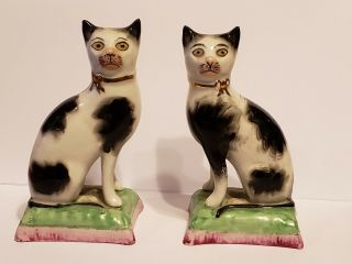 Rare Antique/vintage Staffordshire England Black White Cats Seated