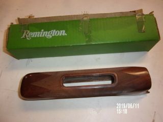 Remington 3200 Special Trap Fore - End Walnut Vintage 1976