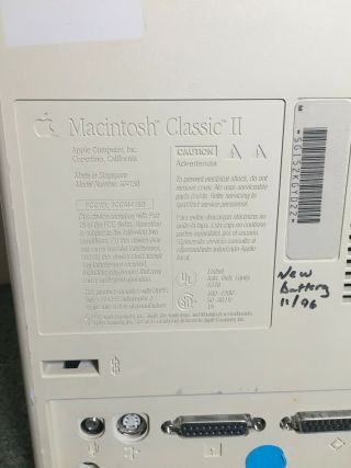 Vintage Apple Macintosh Classic II M4150 Computer 8