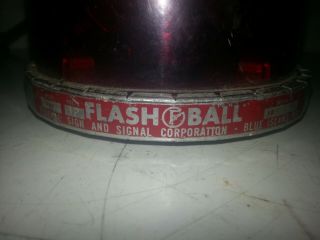 Federal Sign & Signal Corp.  Flash Ball Red Police Light 1960 ' s vintage 2