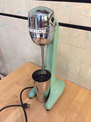 VINTAGE Hamilton Beach Model 30 Blender 7