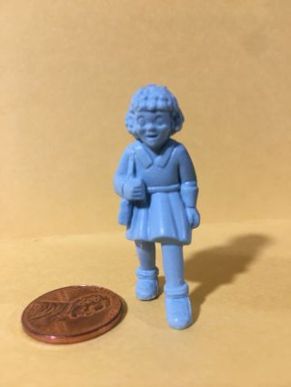 Marx Blue Plastic Figures Little Orphan Annie Newspaper Comic Girl Character